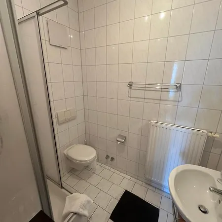 Hennig 塞巴特黑灵斯多夫