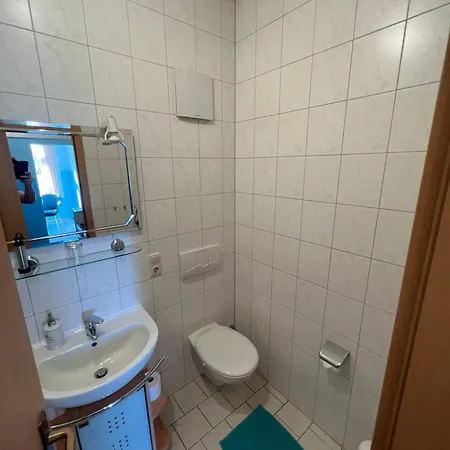 Hennig * 塞巴特黑灵斯多夫